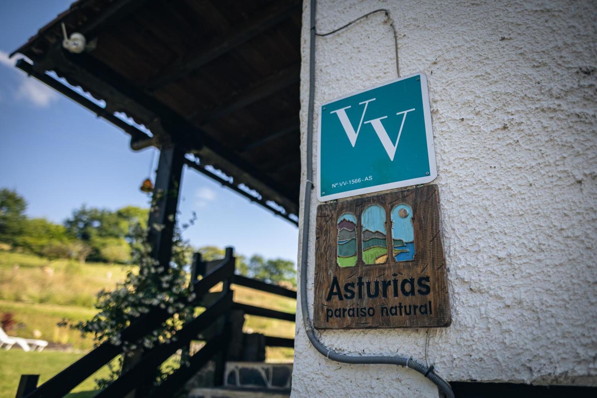 Finca La Naguada Casa Rural En Asturias Beloncio Esterno foto