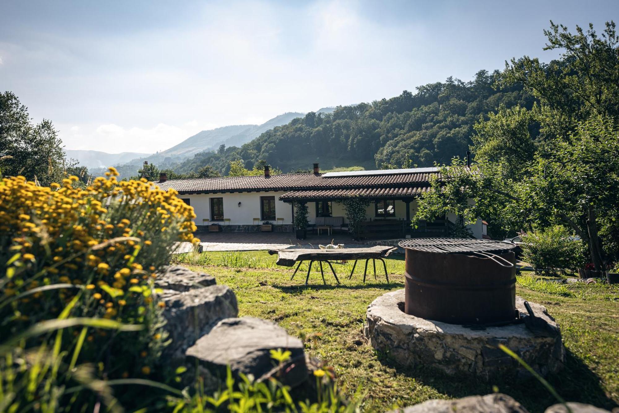 Finca La Naguada Casa Rural En Asturias Beloncio Esterno foto